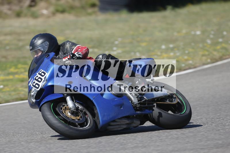 /36 08.08.2026  Pluess Motosport ADR/Freies Fahren/666